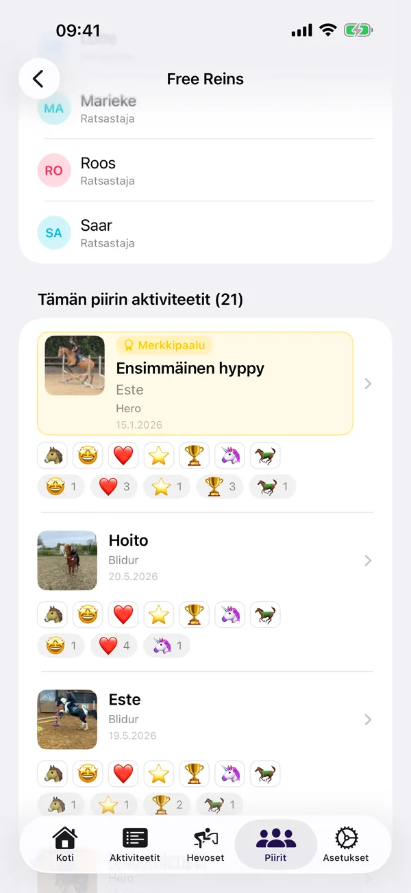 HorseJournalin piirinäkymä, jossa on jaettuja tapahtumia ja emoji-reaktioita läheisiltä kavereilta.